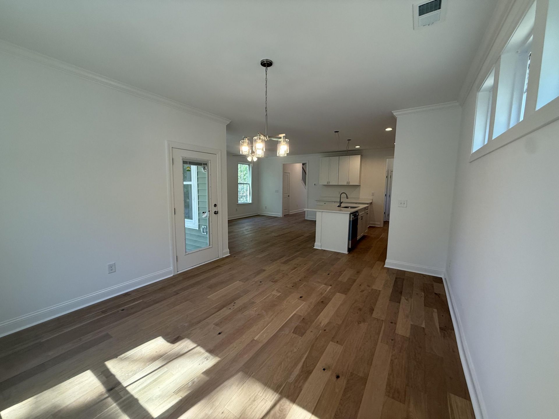 254 W Smith Street Photo 13