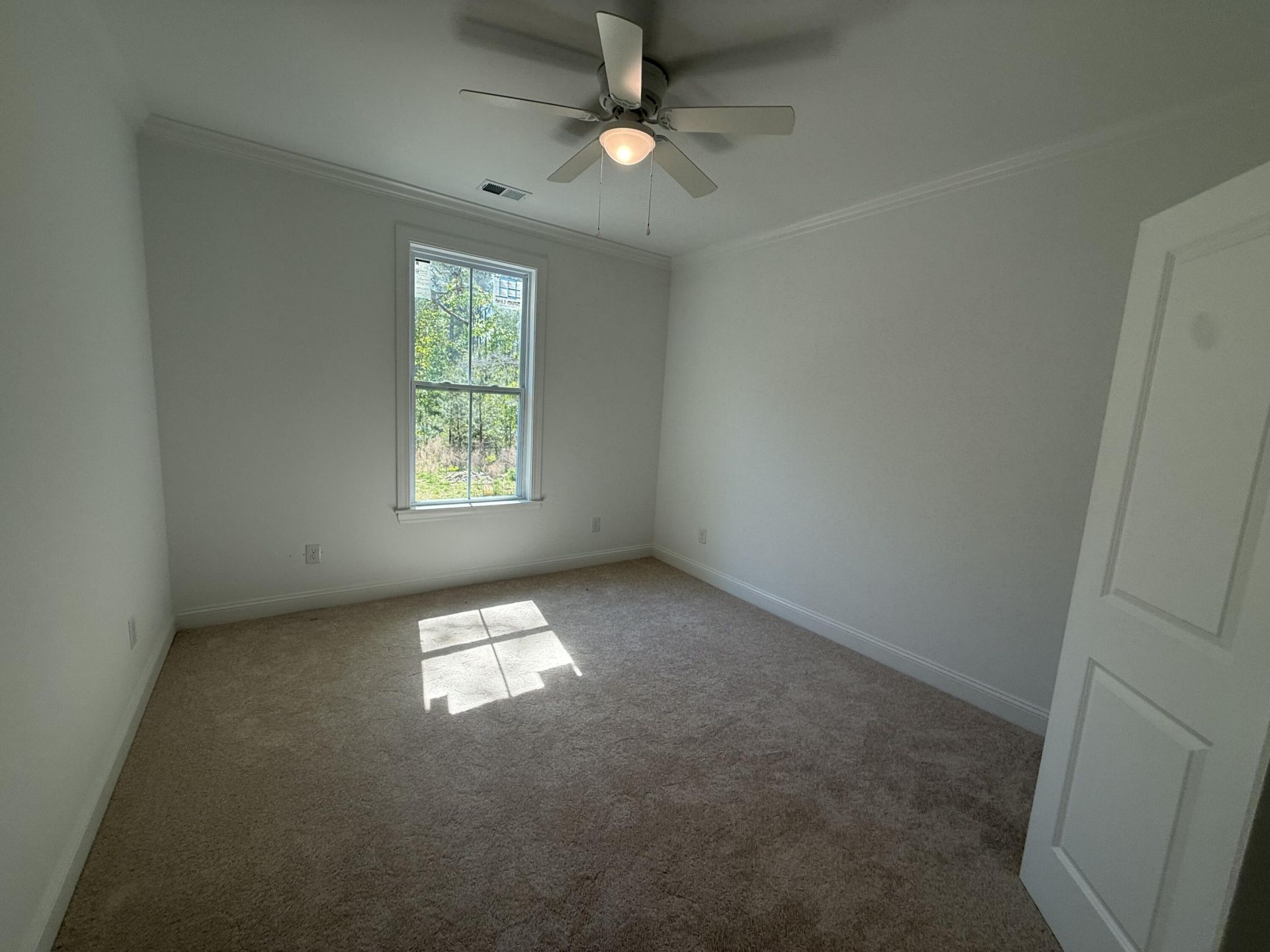 254 W Smith Street Photo 15