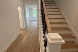 254 W Smith Street photo 4