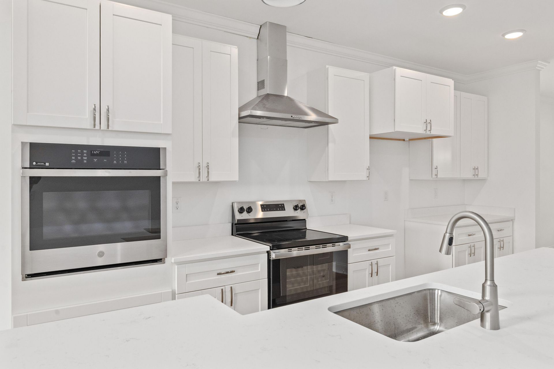 168 Sabb Drive Photo 7