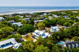 2870 Ion Avenue photo 4