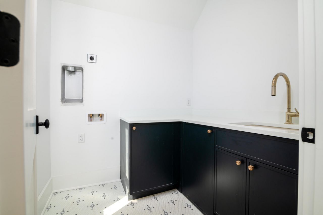 2870 Ion Avenue Photo 37