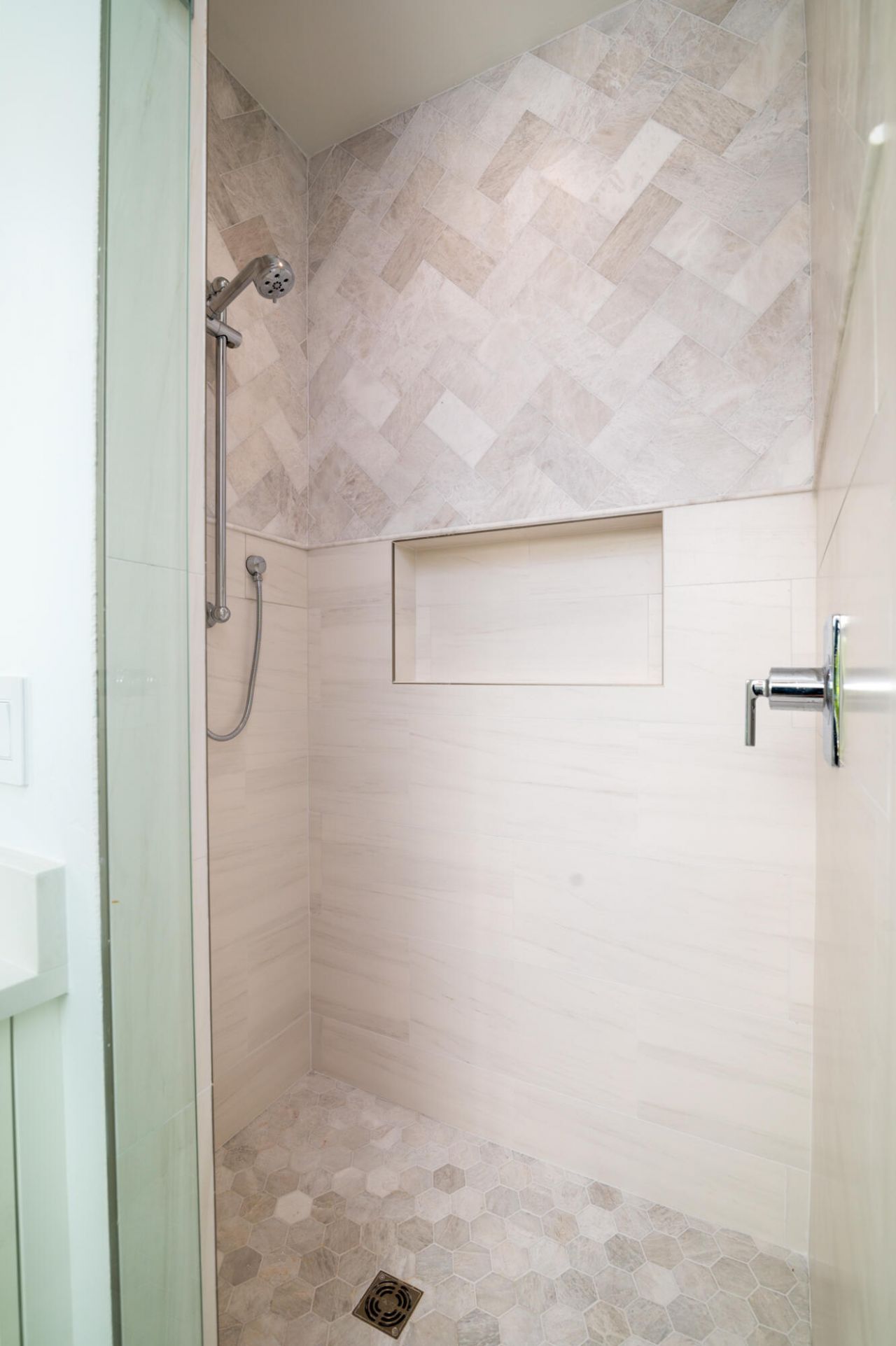 2870 Ion Avenue Photo 44