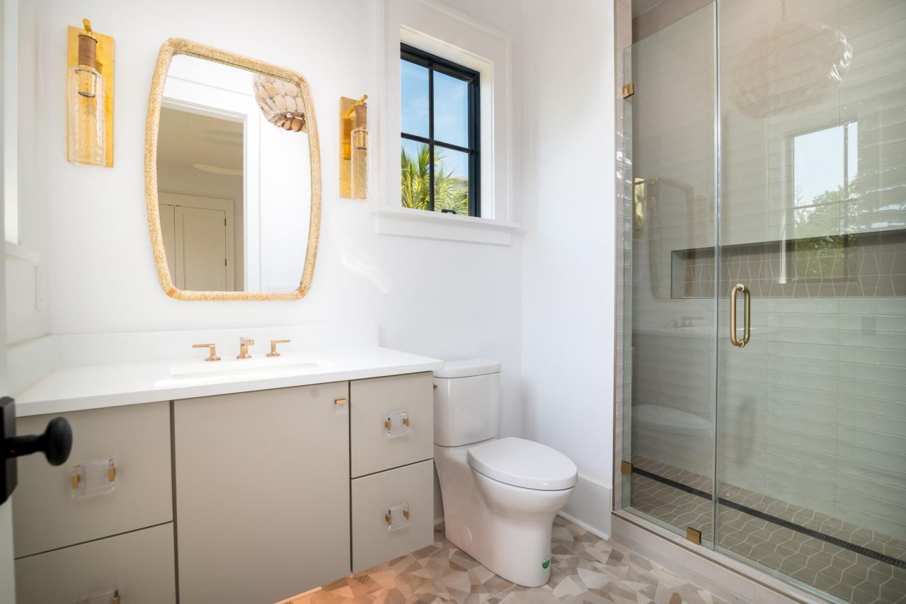 2870 Ion Avenue Photo 47