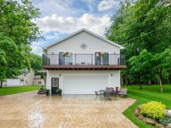 3345 S Memorial Shoreway Drive, Marblehead, OH 43440