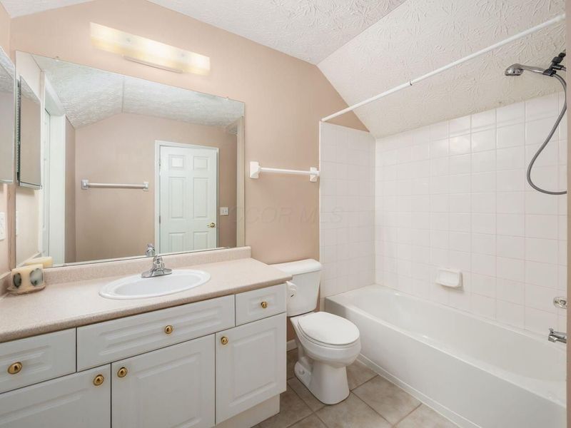 5941 Landings Pond Place, Grove City, OH 43123 Photo 42