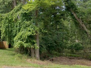 Hillson , Waterford Twp, MI 48375