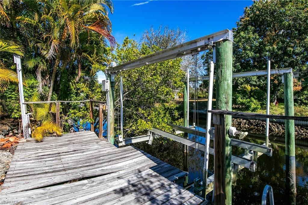 27284 Barbarosa St, Bonita Springs, FL 34135 Photo