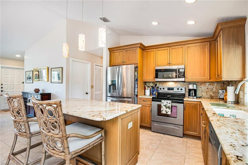 27284 Barbarosa St, Bonita Springs, FL 34135 Photo