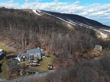 12101 MOUNTAINSIDE DRIVE, MERCERSBURG, PA 17236