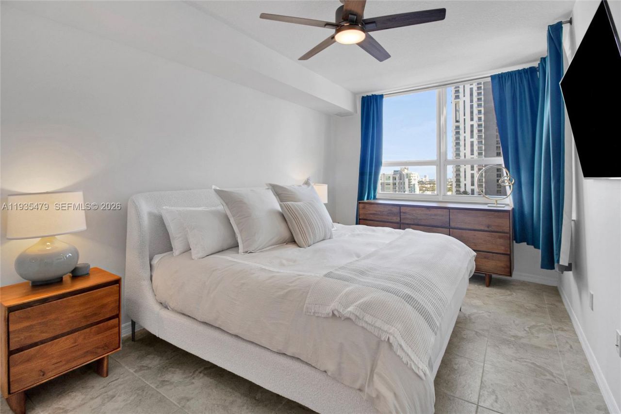 350 SE 2nd St, Unit 1640, Fort Lauderdale, FL 33301 Photo