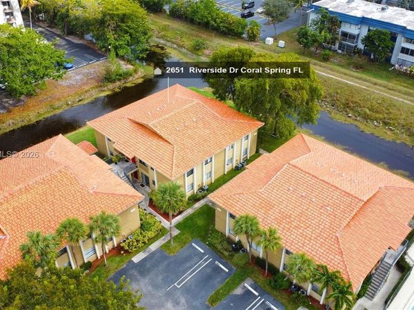 2651 Riverside Dr, Unit 3, Coral Springs, FL 33065