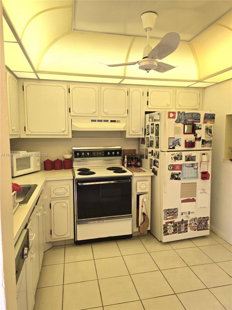 9441 Sunrise Lakes Blvd , Unit 108, Sunrise, FL 33322 Photo