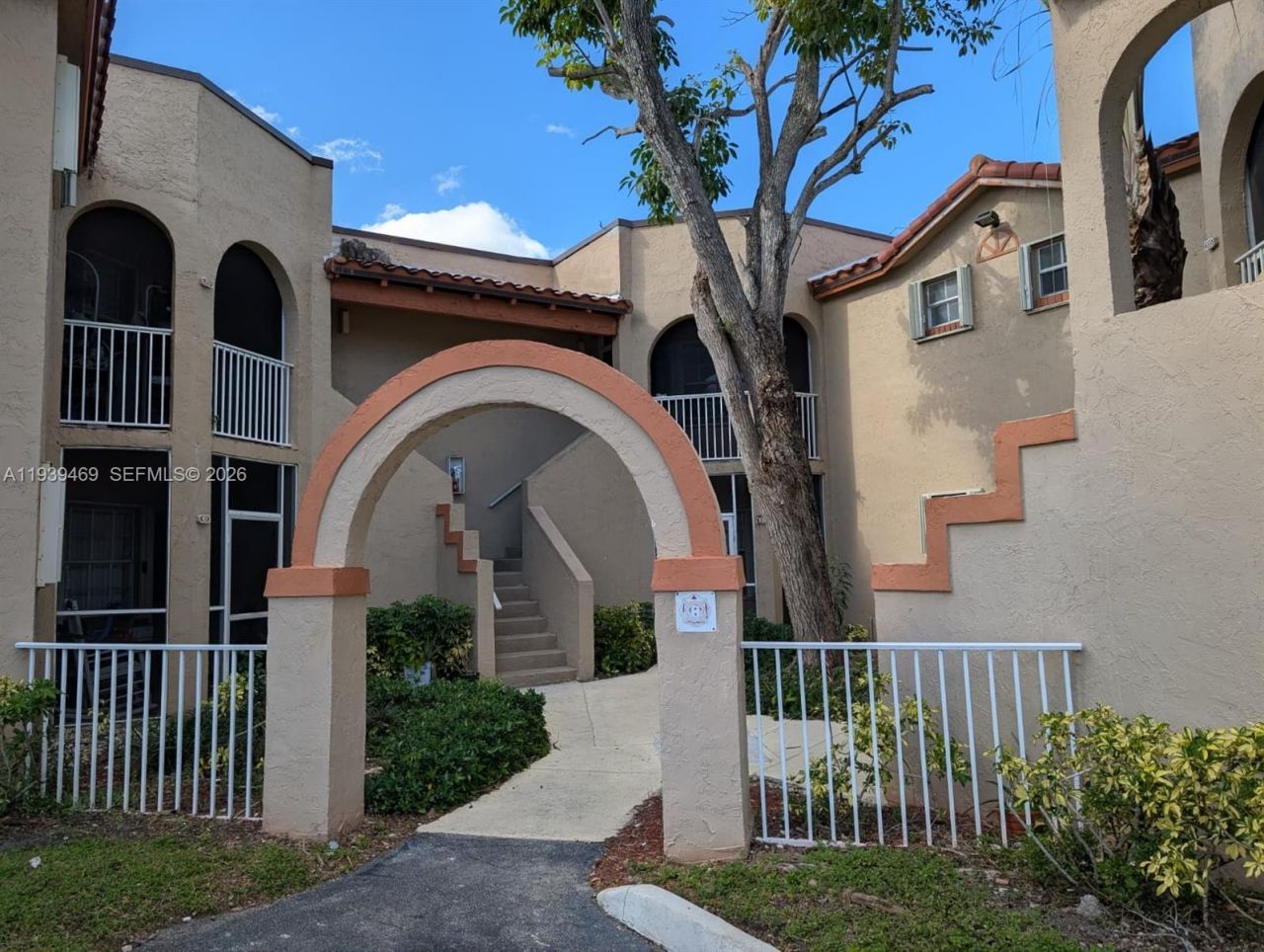 Please Call For Address, Unit 202, Pembroke Pines, FL 33025 Photo
