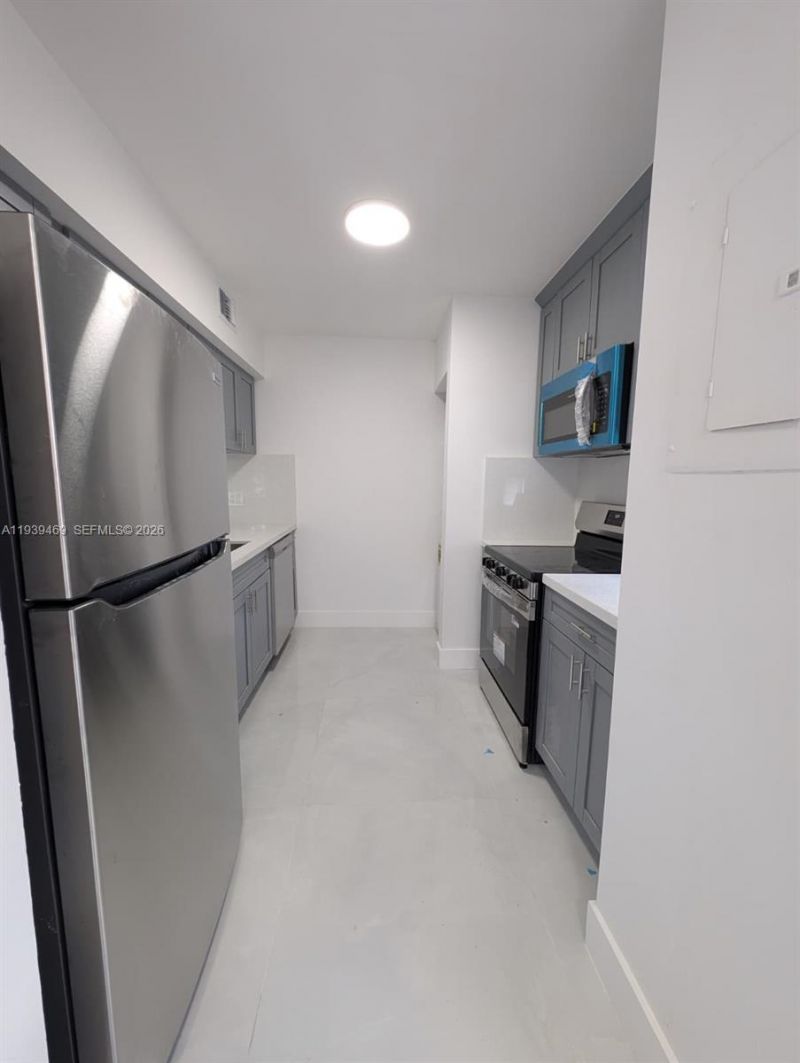 Please Call For Address, Unit 202, Pembroke Pines, FL 33025 Photo