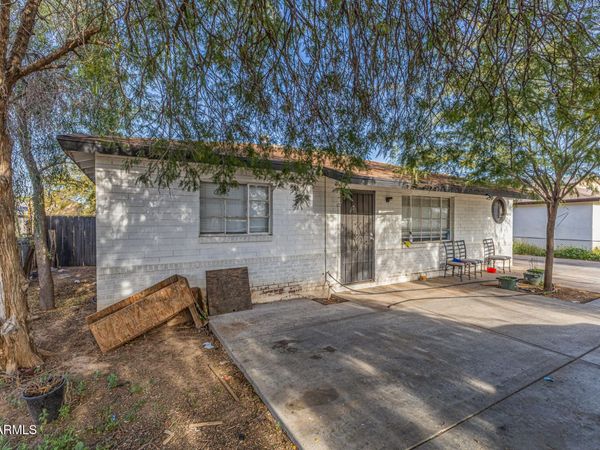 4610 W INDIANOLA Avenue, Phoenix, AZ 85031