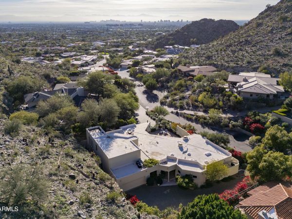 3500 E LINCOLN Drive, Unit 17, Phoenix, AZ 85018