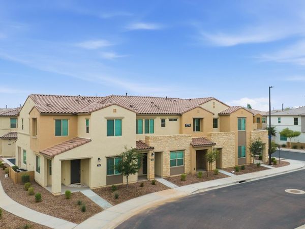 779 E DORAL Avenue, Unit 102, Gilbert, AZ 85297