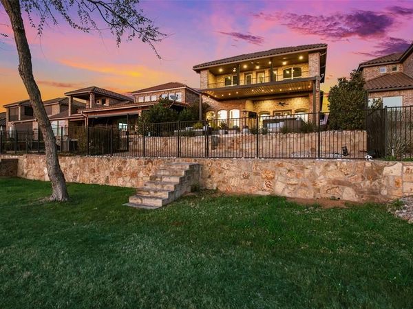 10013 Lakeside Drive, Fort Worth, TX 76179