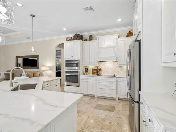 28730 Cavan CT, BONITA SPRINGS, FL 34135