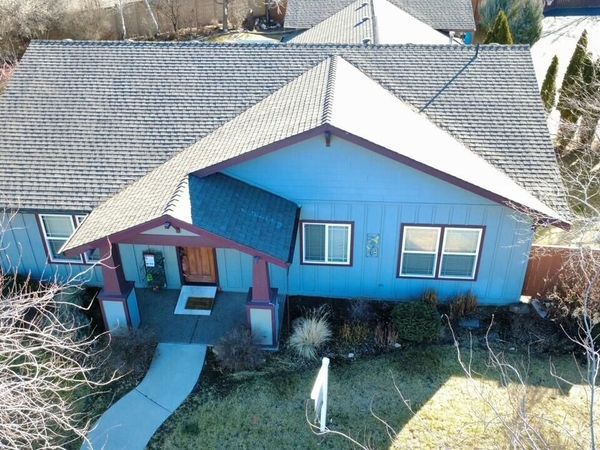 61260 Sunflower Lane, Bend, OR 97702