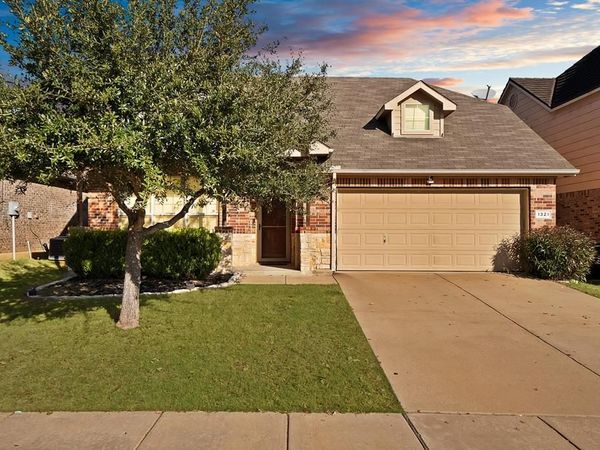 1321 Doe Meadow Drive, Fort Worth, TX 76028