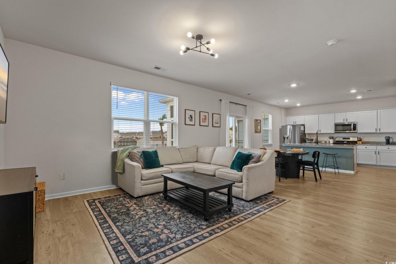 3343 Bells Lake Circle Photo 9