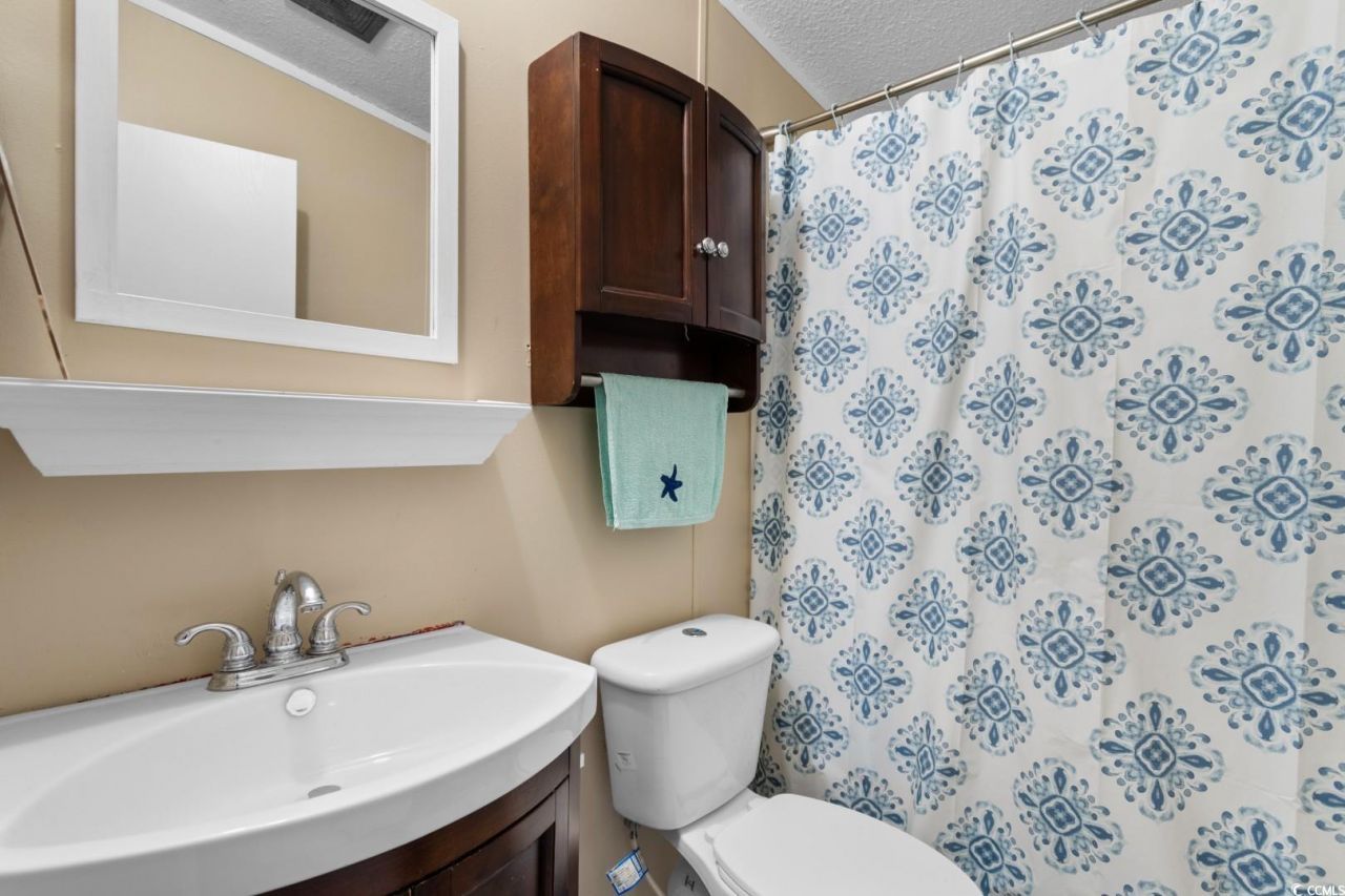 1038 Palm Dr. Photo 22