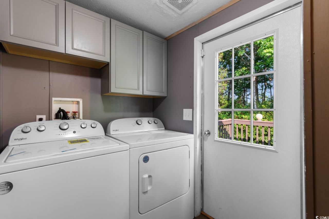 1038 Palm Dr. Photo 25