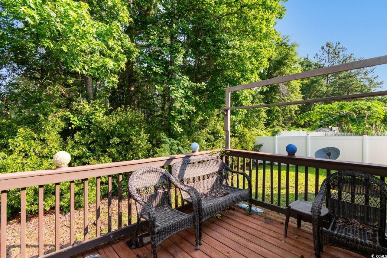 1038 Palm Dr. Photo 28