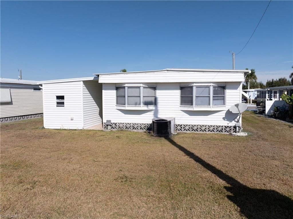 3310 Rainbow Ln , North Fort Myers, FL 33903 Photo