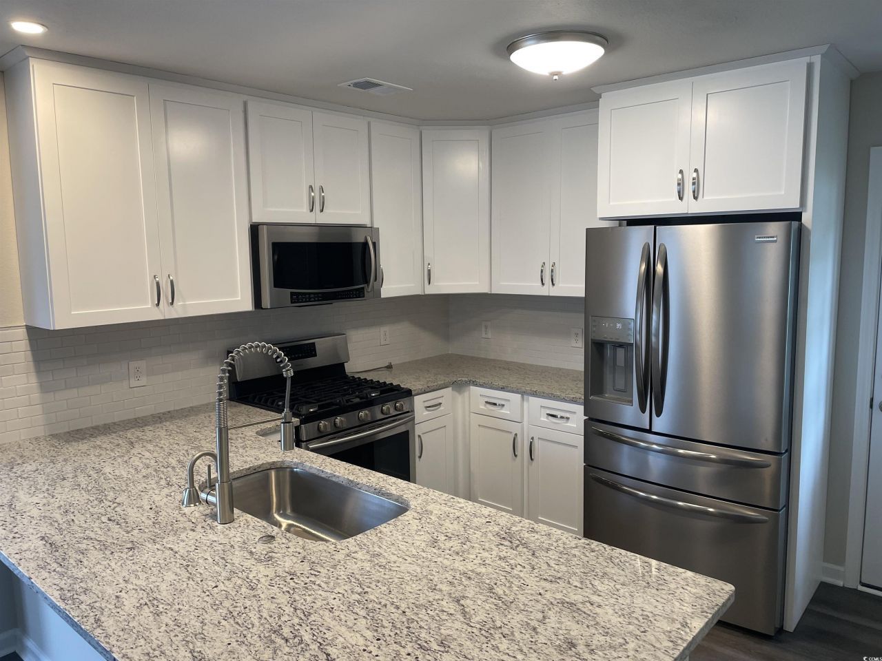 1029 Stoney Falls Blvd. Photo 3