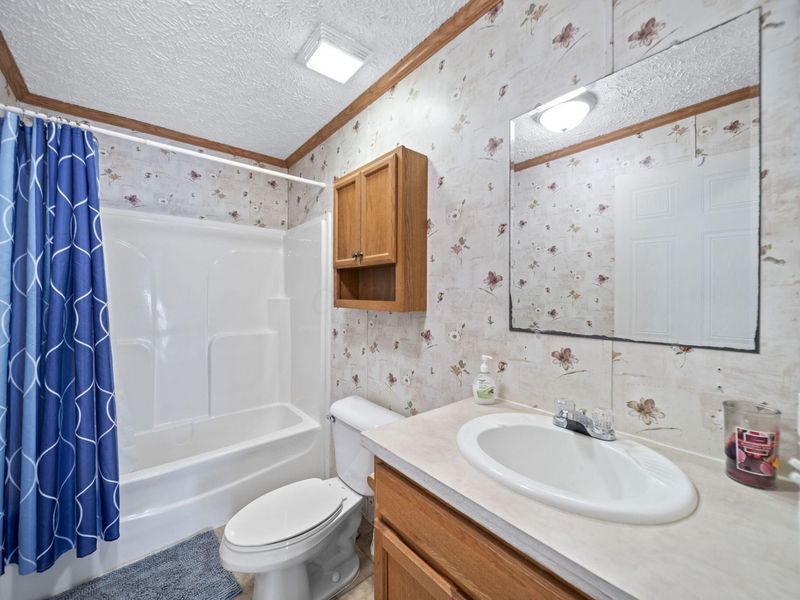 7046 Township Road 195, Centerburg, OH 43011 Photo 14