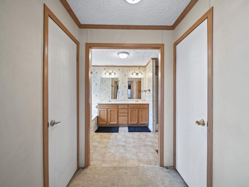 7046 Township Road 195, Centerburg, OH 43011 Photo 9