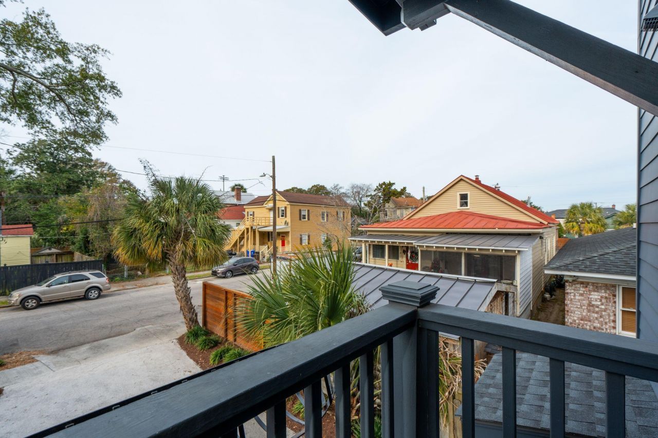 16 Cleveland Street Photo 14