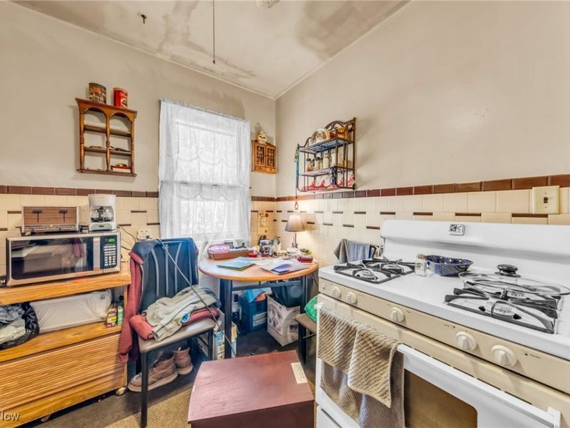 99 Ellenwood Avenue, Bedford, OH 44146 Photo 27