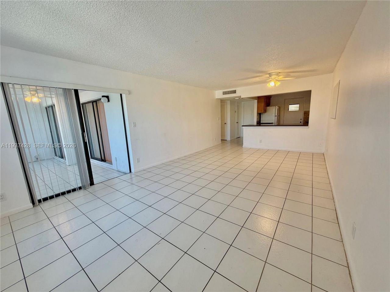 2320 S Cypress Bend Dr, Unit 305, Pompano Beach, FL 33069 Photo