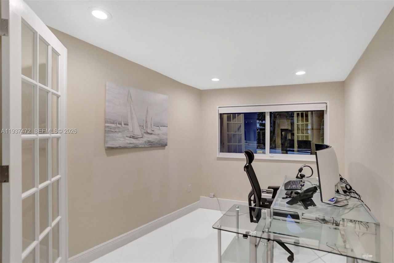 8843 Hawthorne Ave , Surfside, FL 33154 Photo