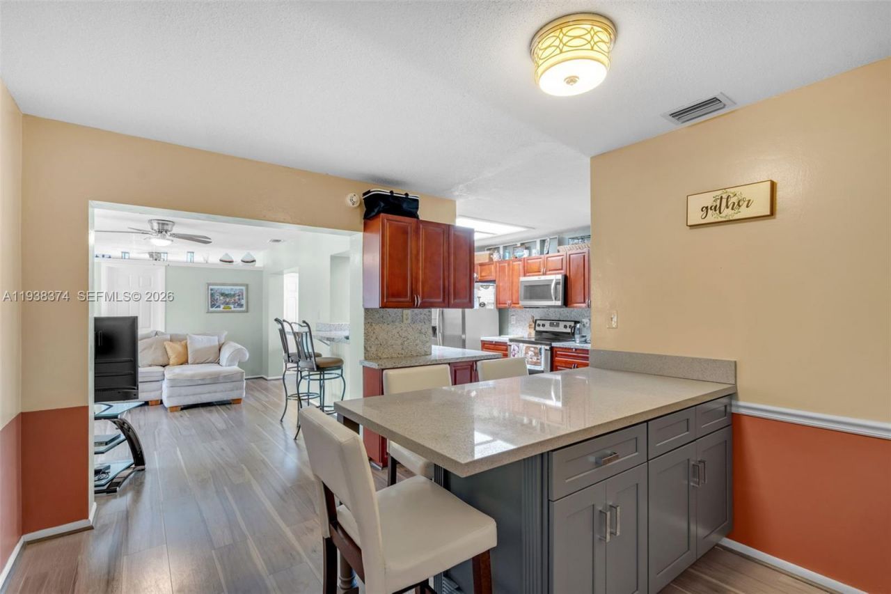 7500 NW 66th Ter, Tamarac, FL 33321 Photo