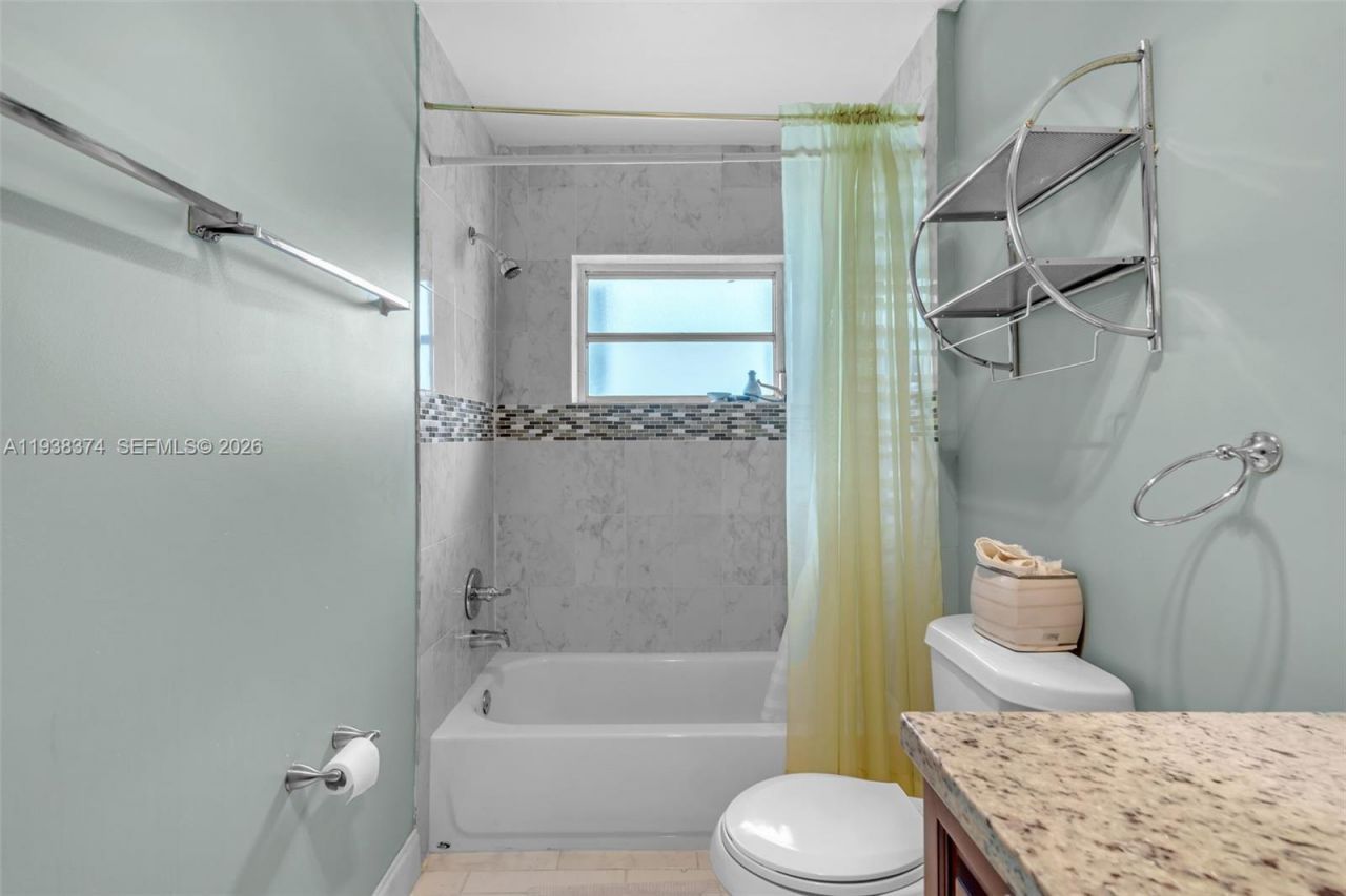 7500 NW 66th Ter, Tamarac, FL 33321 Photo