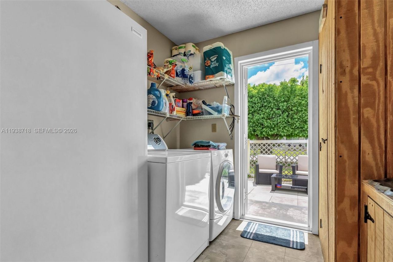 7500 Polk St, Hollywood, FL 33024 Photo