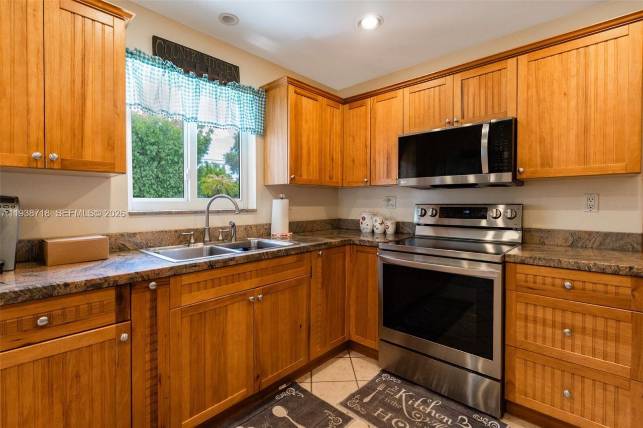 7500 Polk St, Hollywood, FL 33024 Photo