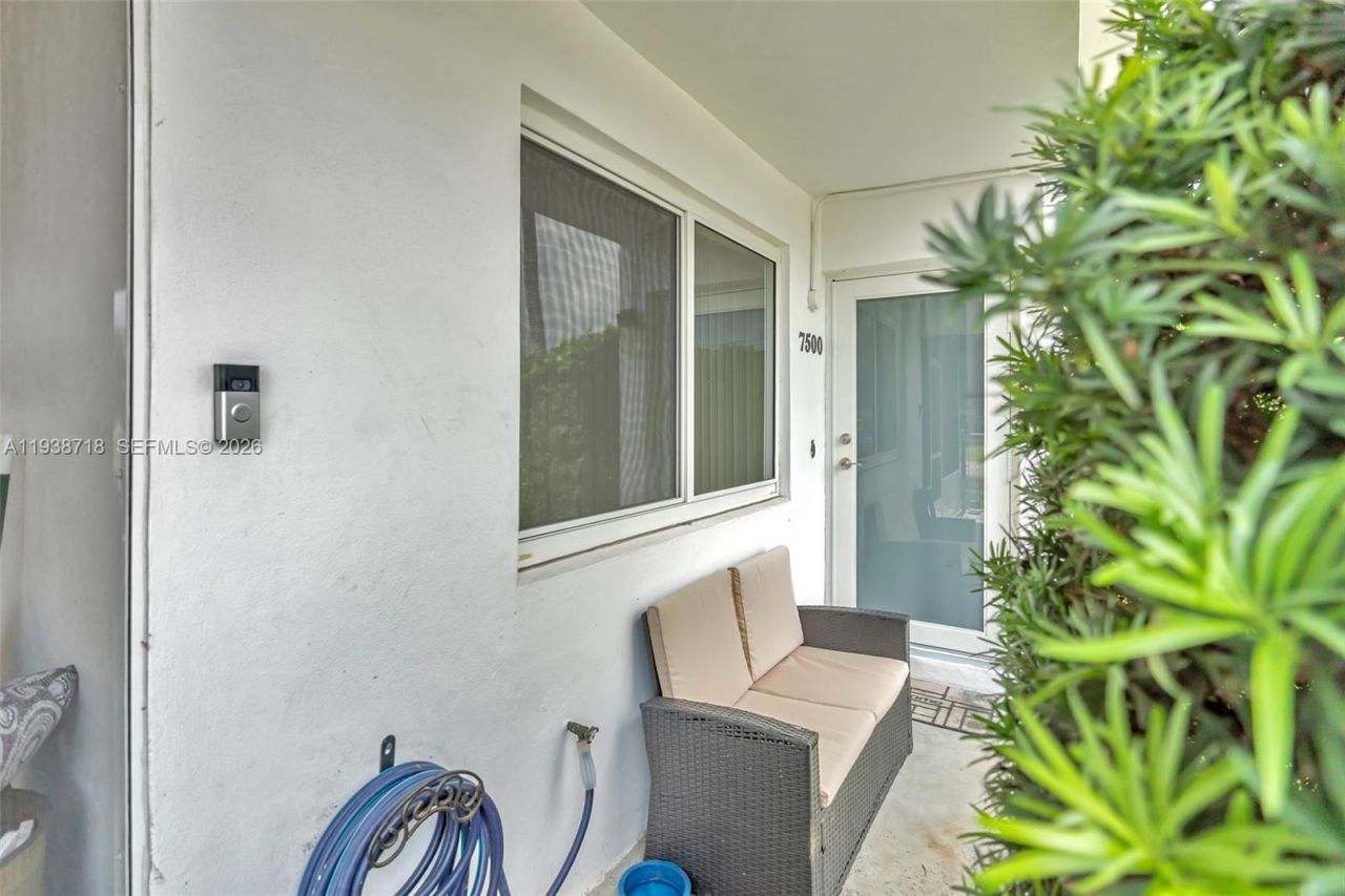 7500 Polk St, Hollywood, FL 33024 Photo