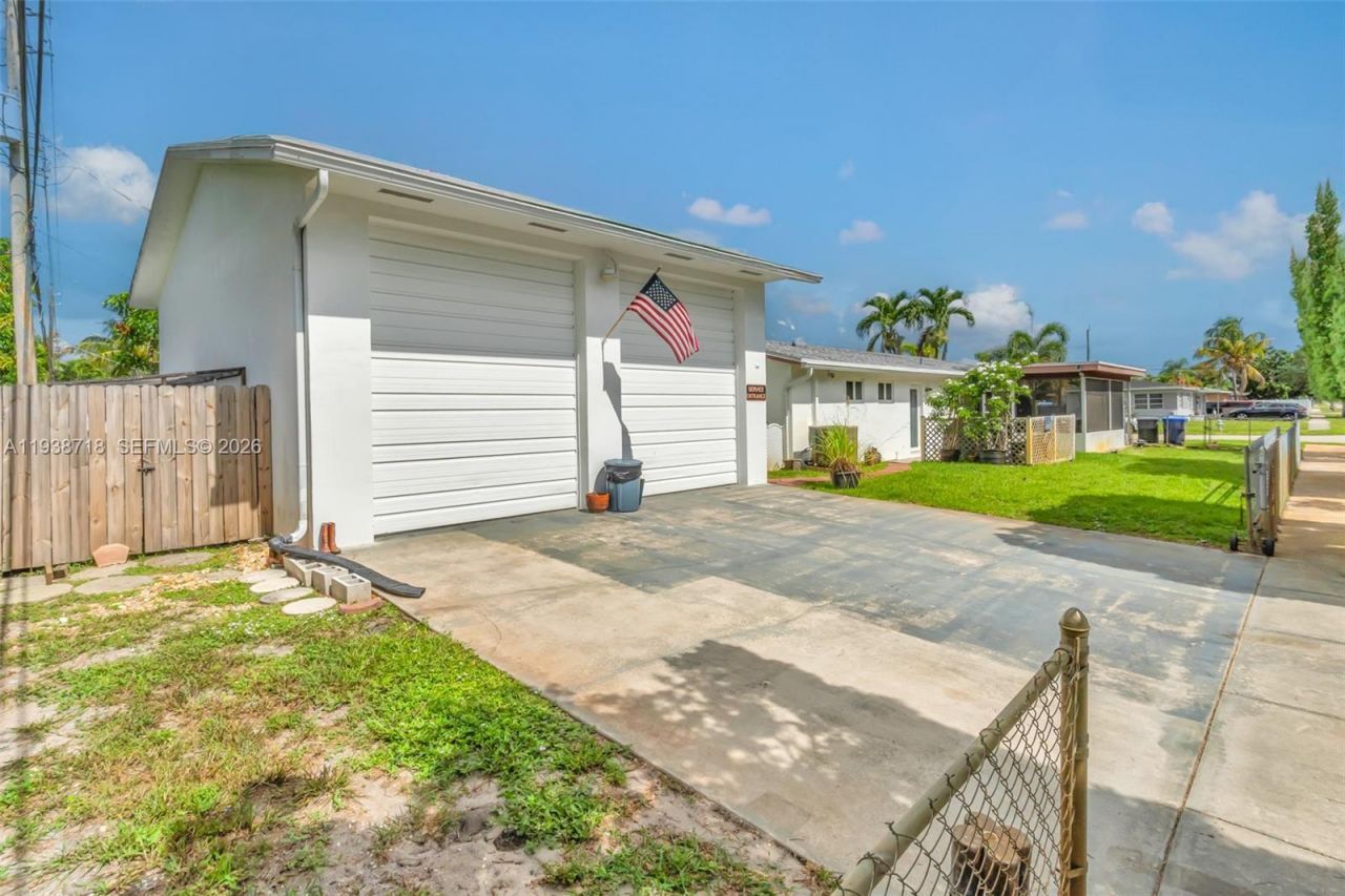 7500 Polk St, Hollywood, FL 33024 Photo