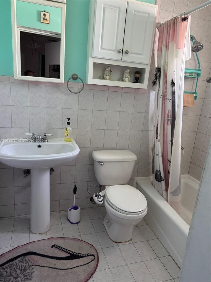 17 E 50th Pl, Hialeah, FL 33013 Photo