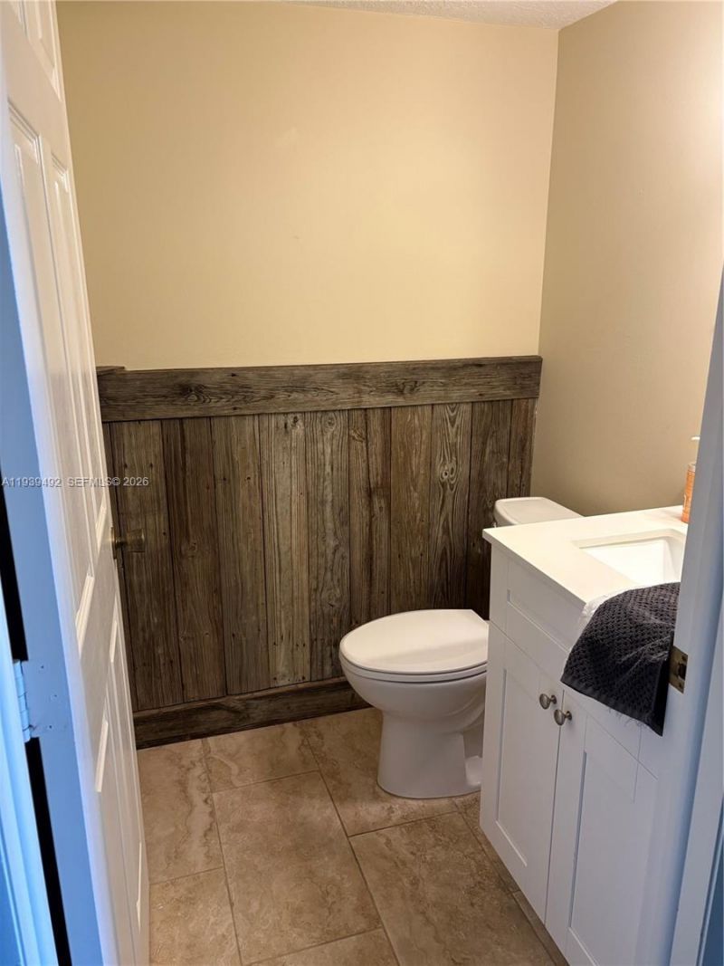 17 Royal Palm Way, Unit 4040, Boca Raton, FL 33432 Photo