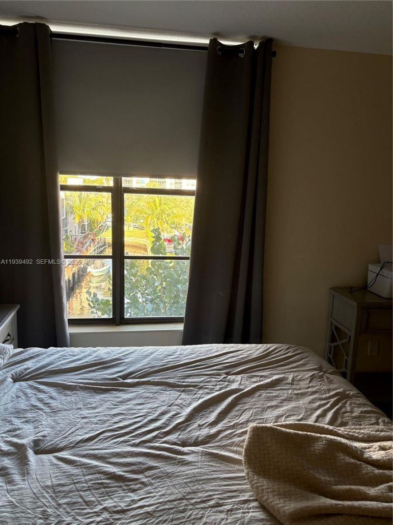 17 Royal Palm Way, Unit 4040, Boca Raton, FL 33432 Photo