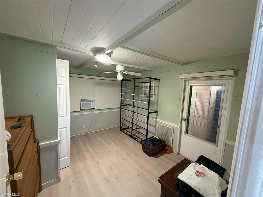 539 Poinsettia Ln, Unit 152, Naples, FL 34114 Photo