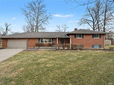 300 Heidi Court, Washington TWP, OH 45459