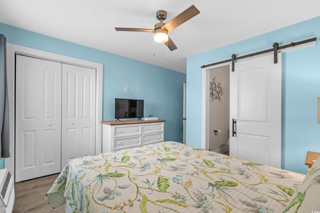 9560 Shore Dr. Photo 28